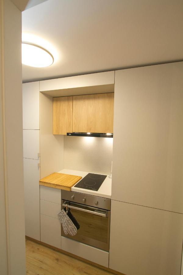 Hat Old Town Designer Apartments براشوف المظهر الخارجي الصورة
