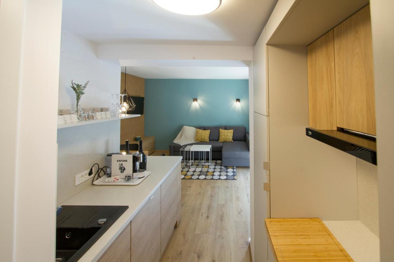 Hat Old Town Designer Apartments براشوف المظهر الخارجي الصورة