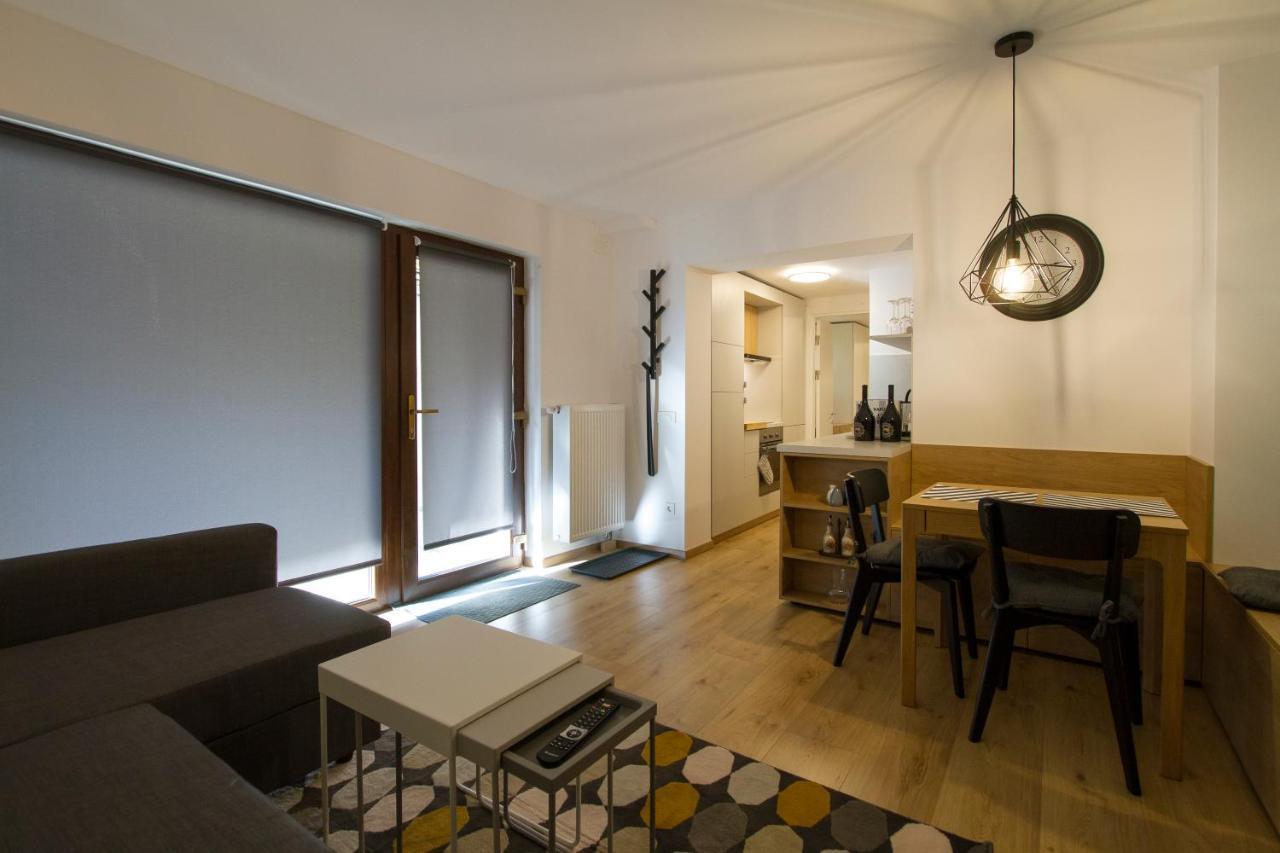 Hat Old Town Designer Apartments براشوف المظهر الخارجي الصورة